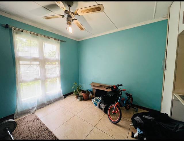 2 BEDROOM TOWNHOUSE FOR SALE IN CATO MANOR